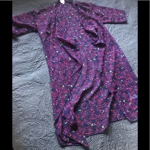 LuLaRoe Small Shirley